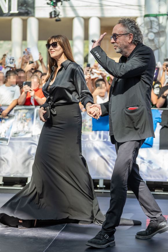 Séparation - Monica Bellucci et Tim Burton se séparent - Tim Burton et Monica Bellucci

Tim Burton 
55e édition du Festival du film de Giffoni 2025
Séance photo Tim Burton et Monica Bellucci
Giffoni Valle Piana, Italie
25 juillet 2025  
SGP / BESTIMAGE