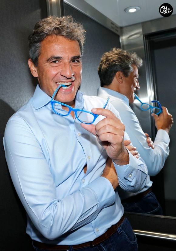 Portrait de Julien Cohen en marge de l'enregistrement de l'émission « Chez Jordan », le 17 octobre 2022.