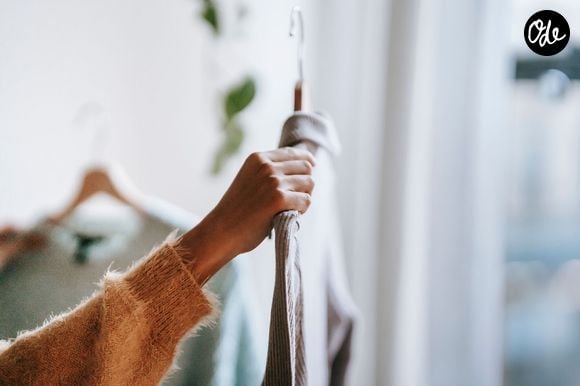 La méthode japonaise « arc-en-ciel » consiste à repenser l’ordre dans lequel on étend ses vêtements.

Pexels