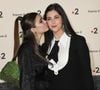 Une approche dont ils ont choisi de s'éloigner pour leurs filles. "Nous, avec Cristiana, on a essayé de faire l’inverse : leur laisser la liberté, tout en étant là comme garde-fous."

Cristiana Reali et Toscane Huster lors de la 31ème cérémonie des Molières 2019 aux Folies Bergère à Paris, France, le 13 mai 2019. © Coadic Guirec/Bestimage
