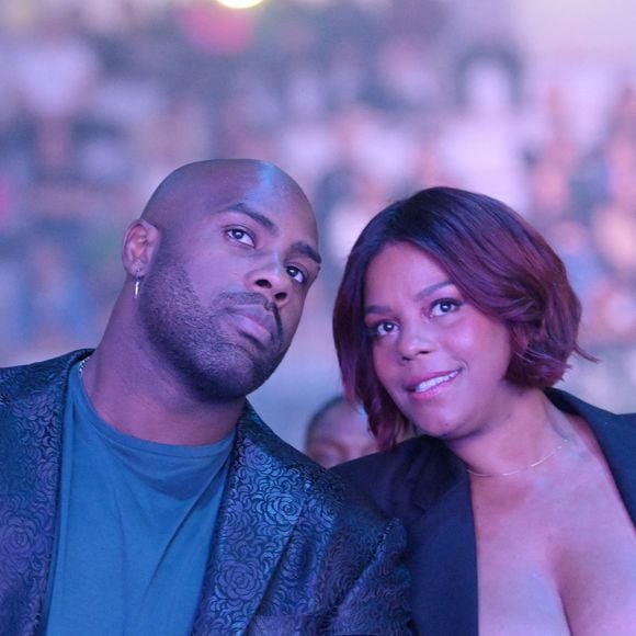 Avec Netflix, le couple relève un défi inédit : animer ensemble une émission qui explore les liens amoureux à travers le monde, et ce, sans être mariés eux-mêmes...

Exclusif - Teddy Riner et sa femme Luthna Riner - Soirée de remerciement de Teddy Riner à la Maison du judo à Montrouge, le 29 novembre 2024. © Rachid Bellak / Bestimage