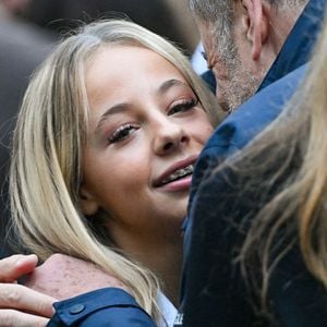 Giulia Sarkozy - Le clan Sarkozy à la sortie du domicile de Nicolas Sarkozy domicile parisien avant son incarcération à la prison de La Santé à Paris, France, le 21 octobre 2025. 

© Bestimage