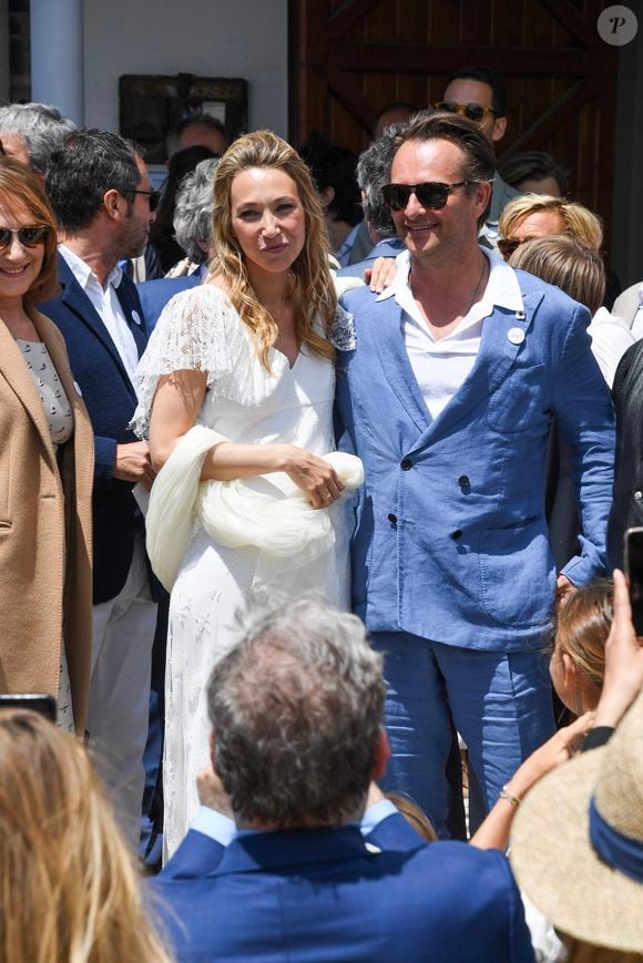 Mariage de Laura Smet et Raphaël Lancrey-Javal à l'église Notre-Dame des Flots au Cap-Ferret le jour de l'anniversaire de son père Johnny Hallyday le 15 juin 2019.