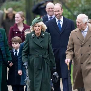 Catherine Kate Middleton, princesse de Galles, le prince George, le prince William, le roi Charles III, la reine Camilla le 25 décembre