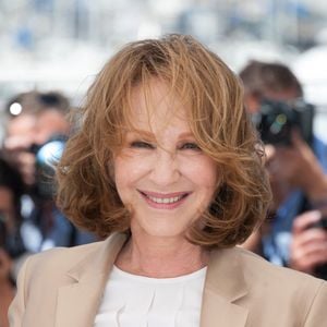 Les obsèques de Nathalie Baye se sont tenues cette semaine à Paris, entourée de ses proches.

Nathalie Baye lors d'un photocall pour le film 'Juste la fin du monde' dans le cadre du 69ème Festival International du Film de Cannes, au Palais des Festivals à Cannes © Nicolas Genin/Abacapress.com