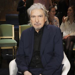 Serge Lama - Backstage de l'enregistrement de l'émission "Le Grand Echiquier, le printemps à Versailles", présentée par C.Chazal et diffusée le 31 mars sur France 2
© Jack Tribeca / Bestimage