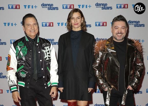 Jean-Marc Généreux, Fauve Hautot et Chris Marques - Photocall de lancement de la saison 2026 de "Danse avec les stars" (DALS) au siège de TF1 à Boulogne-Billancourt le 18 décembre 2025. © Coadic Guirec/Bestimage