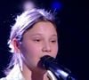Samedi 6 septembre 2025, durant la deuxième soirée d’auditions à l’aveugle de la saison 11 de "The Voice Kids" sur TF1, la jeune Ninon a chanté "Fais-moi signe" de la chanteuse Hoshi et a su convaincre Soprano et Santa qu'elle a choisie en tant que coach.

Ninon chante dans "The Voice Kids" 2025 - Saison 11 - Deuxième auditions à l'aveugle du samedi 6 septembre 2025 sur TF1