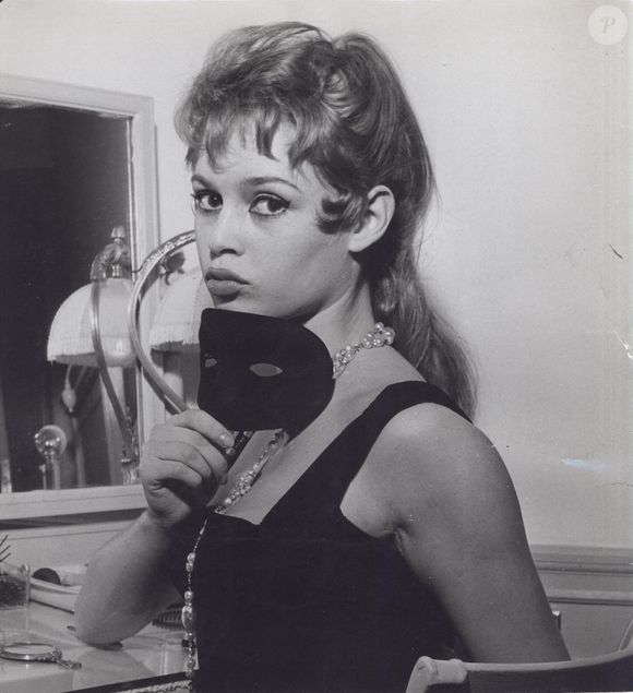 BRIGITTE BARDOT au festival de Cannes 1955.Fourni par Photos, inc.Photo par © Globe Photos/ZUMA Wire/ABACAPRESS.COM