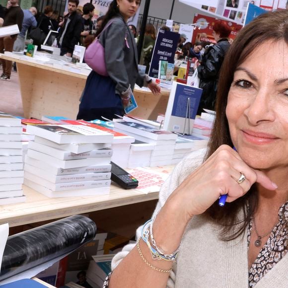 Anne Hidalgo - Festival du livre de Paris au Grand Palais le 13 avril 2025. © Cédric Perrin/Bestimage