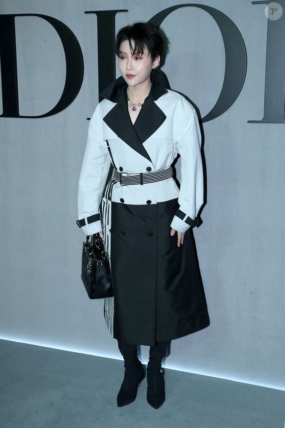 Xin Liu - Célébrités au Défilé de Mode Dior, Prêt-à-porter Automne / Hiver 2025-2026 dans le cadre de la Fashion Week de Paris, France, le 04 Mars 2025. 

© Bertrand Rindoff / Bestimage