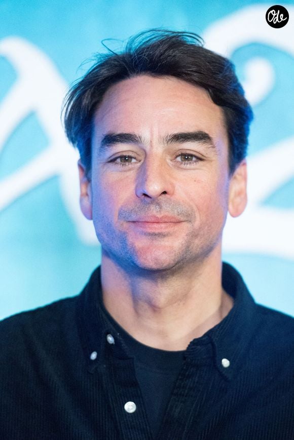 Habitué des défis sportifs et des séjours au grand air, il semble avoir trouvé son refuge idéal.

Julian Bugier lors de la première de "Vaiana 2" au cinéma Grand Rex à Paris, en France, le 23 novembre 2024. Photo : Aurore Marechal/ABACAPRESS.COM