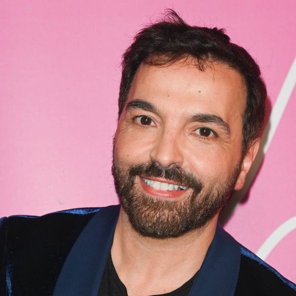 Kamel Ouali à l'enregistrement de l'émission "Tout le monde chante contre le cancer, les stars relèvent le défi" dans le cadre du gala de l'association "Tout le monde chante contre le cancer" présentée par J.Anthony au Dôme de Paris, et diffusée le 4 janvier sur W9. Le 22 novembre 2022 © Coadic Guirec-Christophe Clovis / Bestimage