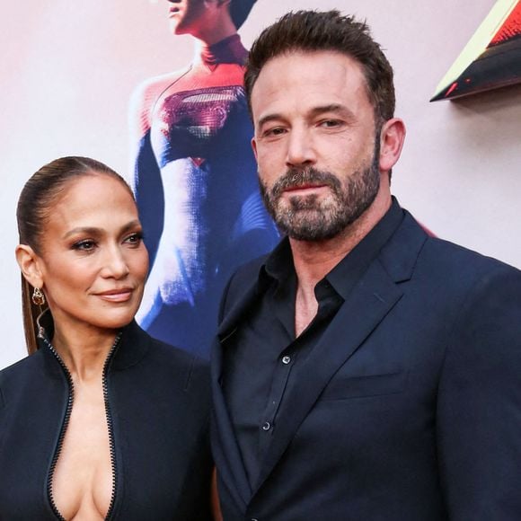 L'actrice, danseuse et chanteuse américaine Jennifer Lopez (J.Lo) portant Gucci et son mari, l'acteur et cinéaste américain Ben Affleck, arrivent à la première à Los Angeles de Warner Bros. 'The Flash' tenue au TCL Chinese Theatre IMAX le 12 juin 2023 à Hollywood, Los Angeles, CA, USA. Photo par Image Press Agency/ABACAPRESS.COM