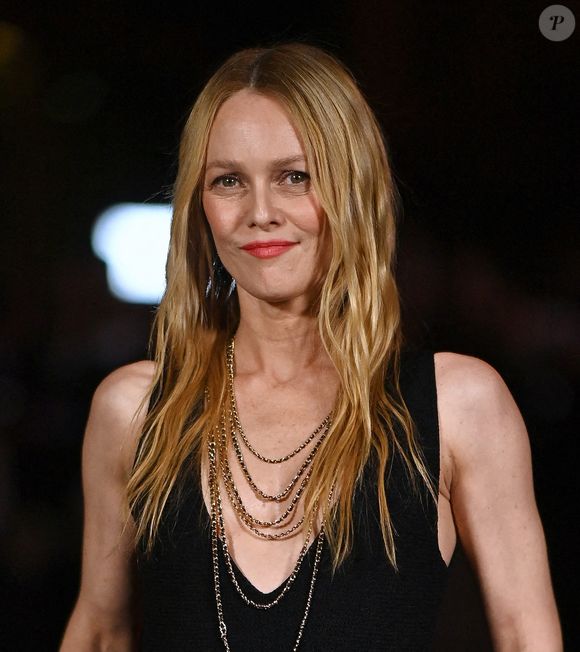 Vanessa Paradis assiste au défilé Chanel Womenswear printemps/été 2026 dans le cadre de la semaine de la mode à Paris, France. Photo par Franck Castel/Abaca