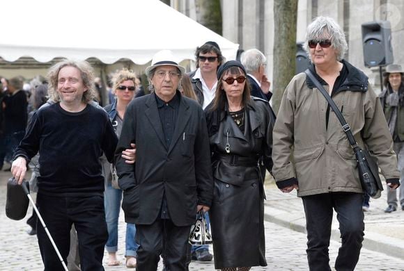 Compositeur, musicien et arrangeur, il a largement contribué à l’univers unique de la chanteuse.

Areski Belkacem, Brigitte Fontaine et Jacques Higelin - Obseques de Georges Moustaki au Pere Lachaise a Paris. Le 27 mai 2013. Photo par AGENCE / BESTIMAGE