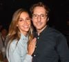 Nouvelle vie pour Ophélie Meunier !

Ophelie Meunier et son mari Mathieu Vergne - Front Row du défilé Etam Live Show au Palace à Paris  

© Veeren / Bestimage