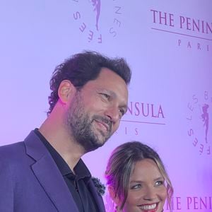 Eric Antoine et son épouse, Gennifer Antoine, lors de la soirée Octobre Rose organisée à l'hôtel Peninsula à Paris. © DR : Tiffany IACOMACCI