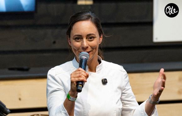 "Endemol a diligenté une enquête interne à la suite d'un signalement portant sur des comportements inappropriés", ont notamment indiqué le production de l'émission dans un communiqué

La cheffe pâtissière participe à un talk show lors du Lyon Street Food Festival, 1er festival de cuisine de France autour de 4 piliers : Food, Culture, Music & Party ! à Lyon le 11/06/2026. © Sandrine Thesillat / PsNewZ / Bestimage