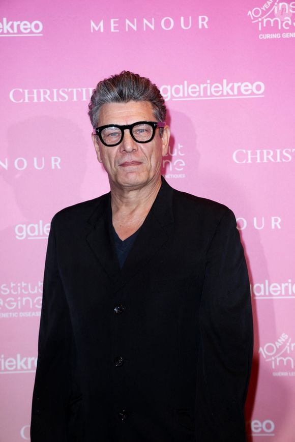 Un entretien du chanteur et écrivain dans "Le Journal du dimanche" le 26 janvier 2025 permet d'avoir quelques réponses"

Marc Lavoine - Soirée de gala "Heroes for Imagine" qui a permis de récolter dix millions d'euros au profit de la recherche contre les maladies génétiques à Paris le 23 septembre 2024.
© Dominique Jacovides / Bestimage