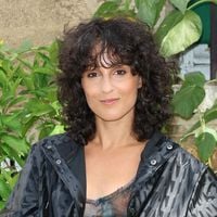 "Mon endroit préféré sur terre" : Barbara Pravi ouvre les portes de sa maison du bonheur, achetée après avoir été au RSA