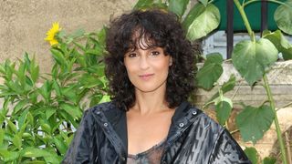 "Mon endroit préféré sur terre" : Barbara Pravi ouvre les portes de sa maison du bonheur, achetée après avoir été au RSA