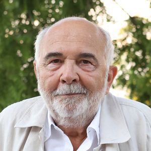 Gérard Jugnot au Château de Beychevelle à Saint-Julien de Beychevelle - Dernier jour du festival "Les Vendanges du 7ème Art", festival du film de Pauillac le 12 juillet 2025.

© Jean-Marc Lhomer / Bestimage