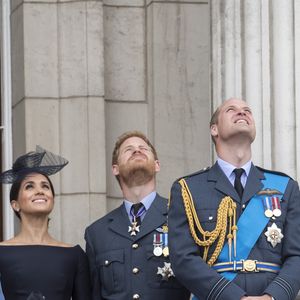 Cet évènement sera organisé le 8 septembre 2025, en même temps que le troisième anniversaire de la mort de la reine Elizabeth II

La reine Elizabeth II d'Angleterre, Meghan Markle, duchesse de Sussex (habillée en Dior Haute Couture par Maria Grazia Chiuri), le prince Harry, duc de Sussex, le prince William, duc de Cambridge, Kate Catherine Middleton, duchesse de Cambridge - La famille royale d'Angleterre lors de la parade aérienne de la RAF pour le centième anniversaire au palais de Buckingham à Londres. Le 10 juillet 2018.
Crédit : EXPRESS SYNDICATION / BESTIMAGE