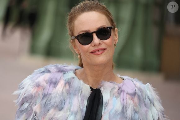 Vanessa Paradis assiste au défilé Chanel Haute Couture printemps-été 2025 dans le cadre de la semaine de la mode à Paris le 28 janvier 2025 à Paris, France. Photo by ABACAPRESS.COM