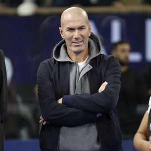 La légende du football Zinédine Zidane a partagé son adresse de restaurant fétiche sur Instagram.

Exclusif - Zinédine Zidane - Célébrités assistent à la finale de l'Alpine Paris Major Premier Padel sur le court Central Philippe Chatrier à Roland Garros, Paris. © Marc Ausset-Lacroix/Bestimage