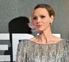 Quelques heures plus tard, le couple a participé au gala de clôture organisé à l’Hôtel de Paris de Monaco.

La princesse Charlene de Monaco durant la soirée du Monaco E-Prix 2026 à l'hôtel de Paris à Monaco, le 17 mai 2026. Lors du dîner, Alejandro Agag, le fondateur et président de Formula E, a convié sur scène le prince Albert II de Monaco et la princesse Charlene pour remettre le prix du meilleur pilote du week-end. C'est le néerlandais, Nyck de Vries qui a reçu son trophée des mains du couple princier. © Bruno Bebert / Bestimage