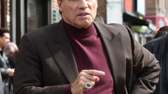 Cet acteur, qui a donné la réplique à John Travolta, a perdu la vie à 33 ans : pourquoi son cas intéresse les experts ?