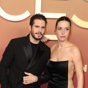 Pas du tout pour Adèle Exarchopoulos puisque son compagnon François Civil est "extraordinaire"

François Civil et Adèle Exarchopoulos -  Photocall de la 50ème édition de la cérémonie des César à l'Olympia à Paris, France, le 28 février 2025 © Dominique Jacovides - Olivier Borde / Bestimage