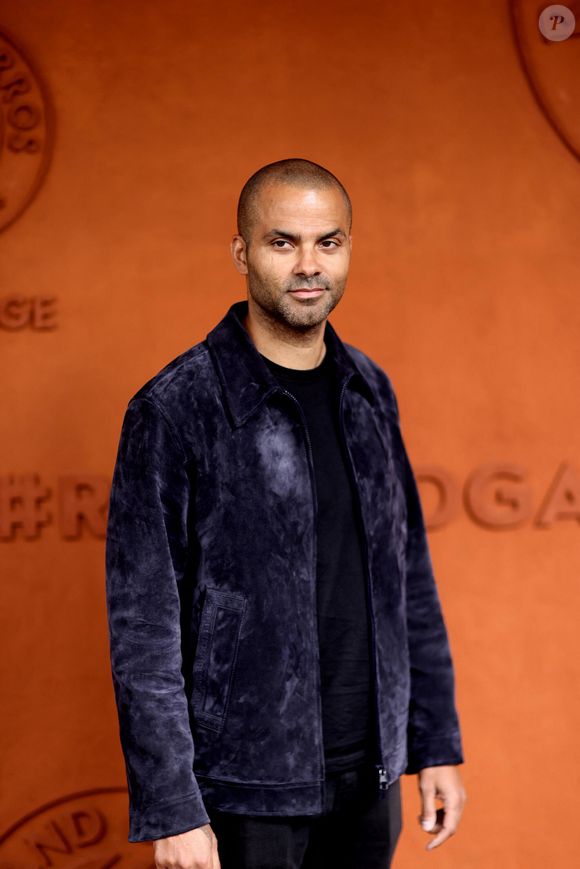 Tony Parker et sa compagne Agathe Teyssier au village lors des Internationaux de France de tennis de Roland Garros 2024 à Paris le 2 juin 2024.

© Dominique Jacovides / Cyril Moreau / Bestimage