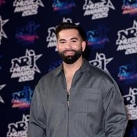 Kendji Girac quitte la France avec sa compagne Soraya et leurs deux enfants, il partage des images de leurs vacances tous les 4