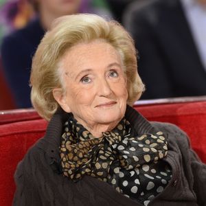 Bernadette Chirac est morte le 5 juin dernier

Bernadette Chirac - Enregistrement de l'émission "Vivement Dimanche" à Paris, Invité principal Patrick Poivre d'Arvor. © Coadic Guirec / Bestimage
