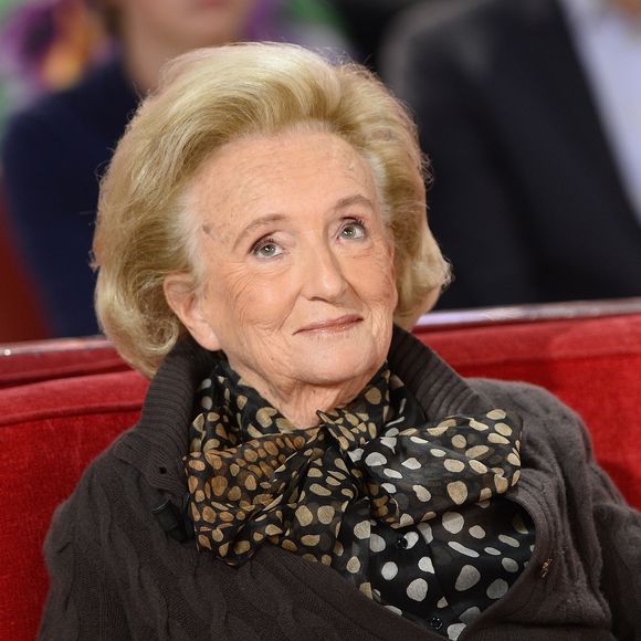 Bernadette Chirac est morte le 5 juin dernier

Bernadette Chirac - Enregistrement de l'émission "Vivement Dimanche" à Paris, Invité principal Patrick Poivre d'Arvor. © Coadic Guirec / Bestimage
