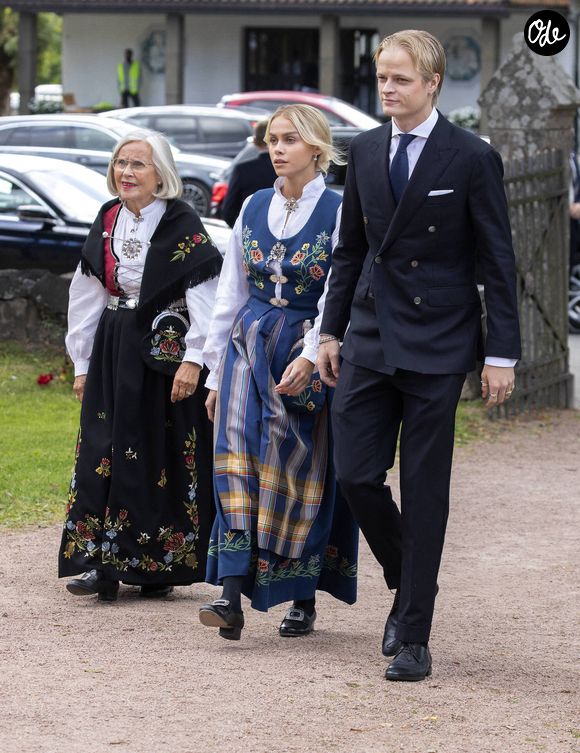 Marit Tjessem (la mère de Mette-Marit), Juliane Snekkestad (la compagne de Marius Borg Höiby), Marius Hoeiby - Confirmation du prince Sverre Magnus à l'église Asker Kirke à Asker, près d'Oslo, le 5 septembre 2020. Dana Press / Bestimage