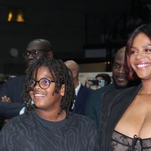 Eden Riner et sa mère Luthna Riner - Soirée de remerciement de Teddy Riner à la Maison du judo à Montrouge, le 29 novembre 2024. Devant une centaine d'invités, Le champion olympique (11 fois) et champion olympique (5 fois) a tenu à remercier tous ceux qui l'ont soutenu tout au long de son impressionnante carrière, de son premier entraîneur en club jusqu’à sa femme et sa mère, en passant par sa psychologue de l’INSEP. Une vente aux enchères au profit de l'association de Teddy Riner a conclu la soirée. 
© Philippe Baldini / Bestimage 
Merci de flouter le visage des enfants avant parution.