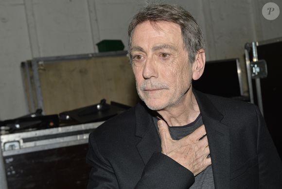 Alain Chamfort - Cérémonie de remise des Grands Prix Sacem 2015 aux Folies Bergères à Paris le 30 novembre 2015. © Veeren / Bestimage