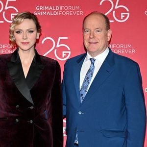 Interviewé par Monaco Matin, Albert de Monaco a évoqué son épouse Charlene et leurs enfants Jacques et Gabriella 

Le prince Albert II de Monaco et la princesse Charlene ont célébré les 25 ans du Grimaldi Forum et inauguré l'extension de l'espace d'exposition accompagné par M. Pierre André Chiappori représentant le ministre d'Etat de la Principauté, M. Henri Fissore, le président du Grimaldi, et de Mme Sylvie Biancheri, la directrice générale, à Monaco @Bruno Bebert / Bestimage