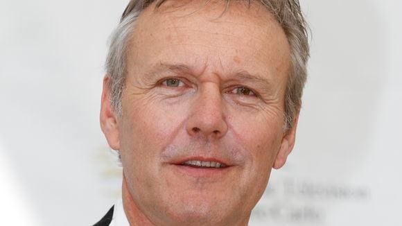 Anthony Head (Buffy contre les vampires) s'est éteint à 72 ans : ses deux filles en disent plus sur les circonstances de son départ