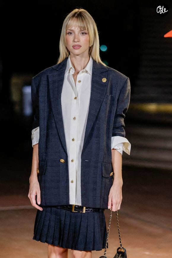 Angèle au photocall du défilé Chanel Collection Femme Prêt-à-Porter Printemps/Eté 2027 lors de la Fashion Week de Paris (PFW) au Grand Palais, à Paris, France, le 5 octobre 2026.

© Olivier Borde/Bestimage