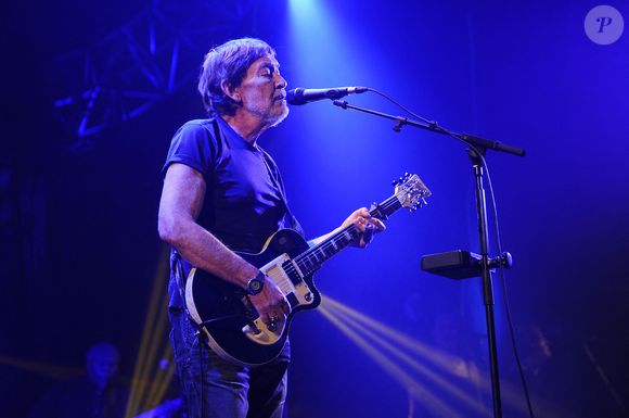 Chris Rea "s'est éteint paisiblement aujourd'hui (lundi) à l'hôpital des suites d'une courte maladie"

Chris Rea en concert à l'Eventim Apollo, Londres. Londres, Royaume-Uni - samedi 20 décembre 2014. Photographie : © Awais, /PCN/ABACAPRESS.COM