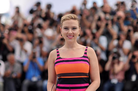 Scarlett Johansson - Photocall de "Asteroid City" lors du 76ème Festival International du Film de Cannes le 24 mai 2023. © Jacovides-Moreau/Bestimage