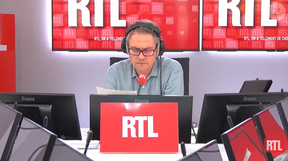 Un départ qui a profondément attristé Vincent Parizot.

Philippe Robuchon quitte l'antenne de RTL après 39 ans de bons et loyaux services.