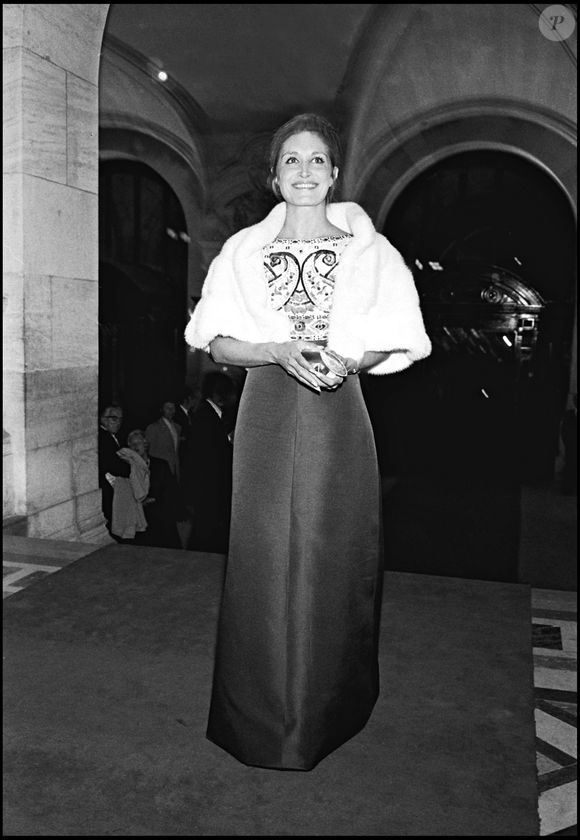 Archives - Dalida arrive à l'Opéra pour la première du film "Le Parrain" à Paris en 1972. (Bertrand Rindoff Petroff/Bestimage).