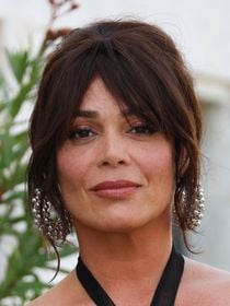 "J'ai pris une maison au milieu de nulle part, loin de mes attaches" : Lola Dewaere a quitté Paris pour se mettre au vert