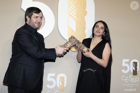 Également dans "L'Amour Ouf" au cinéma cette année, il a livré un discours touchant en récupérant son prix

Karim Leklou, lauréat du César du Meilleur Acteur et Hafsia Herzi, lauréate du César de la Meilleure Actrice, posent dans la salle des lauréats lors de la 50ème cérémonie des César à L'Olympia le 28 février 2025 à Paris, France. Photo by David NIVIERE/ABACAPRESS.COM