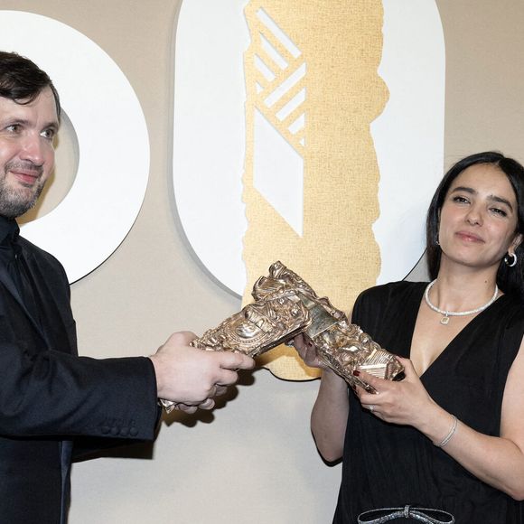 Également dans "L'Amour Ouf" au cinéma cette année, il a livré un discours touchant en récupérant son prix

Karim Leklou, lauréat du César du Meilleur Acteur et Hafsia Herzi, lauréate du César de la Meilleure Actrice, posent dans la salle des lauréats lors de la 50ème cérémonie des César à L'Olympia le 28 février 2025 à Paris, France. Photo by David NIVIERE/ABACAPRESS.COM